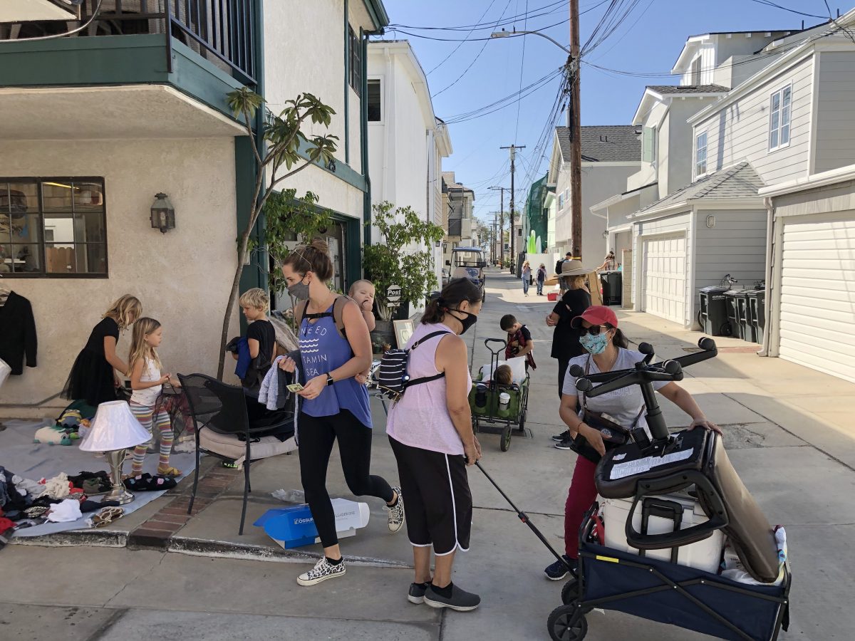 Garage Sale Balboa Island